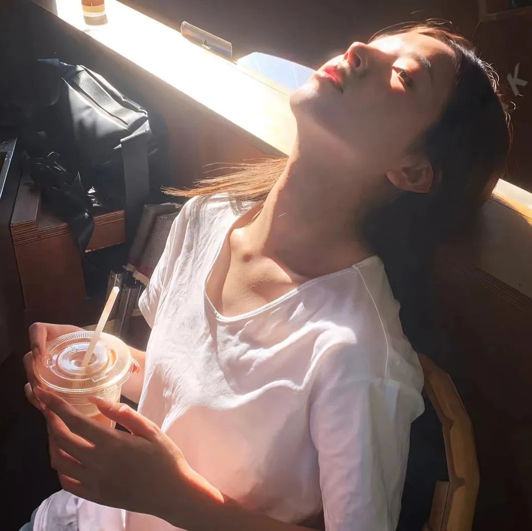 推动情人的床